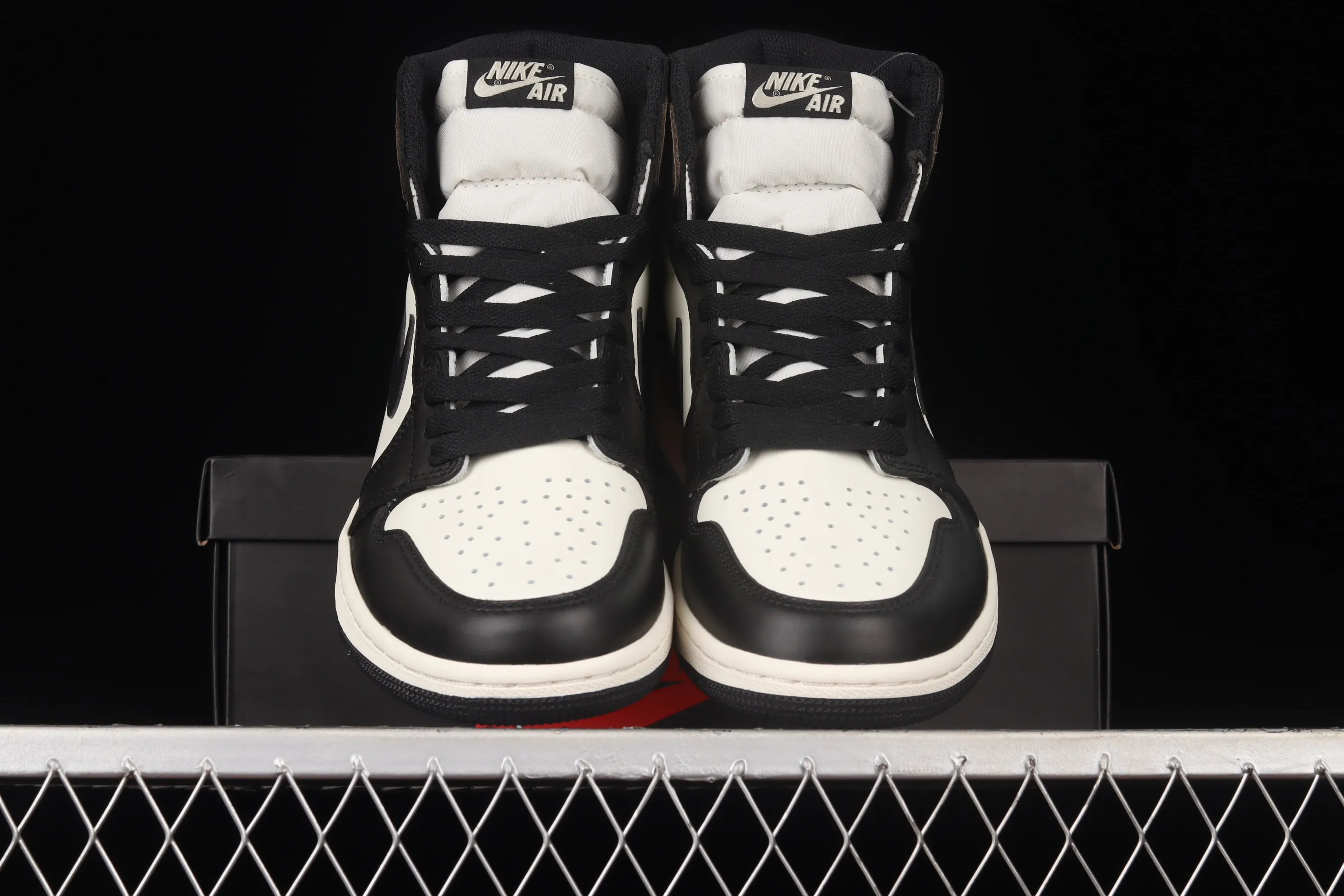 All categories Air Jordan Jordan series basketball shoes Air Jordan 1 High Foreign trade version Air Jordan 1 High OG "Dark Mocha" AJ1 Joe 1 small barb 555088-105
